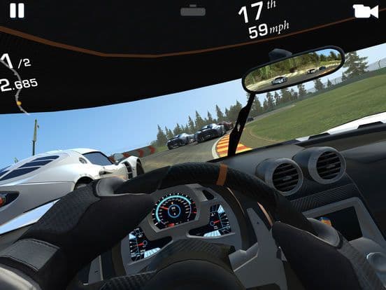 Real Racing 3 screenshot 2