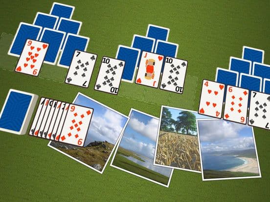 TriPeaks Landscapes screenshot 3