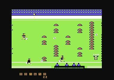 Soccer War (Commodore 64) screenshot 5