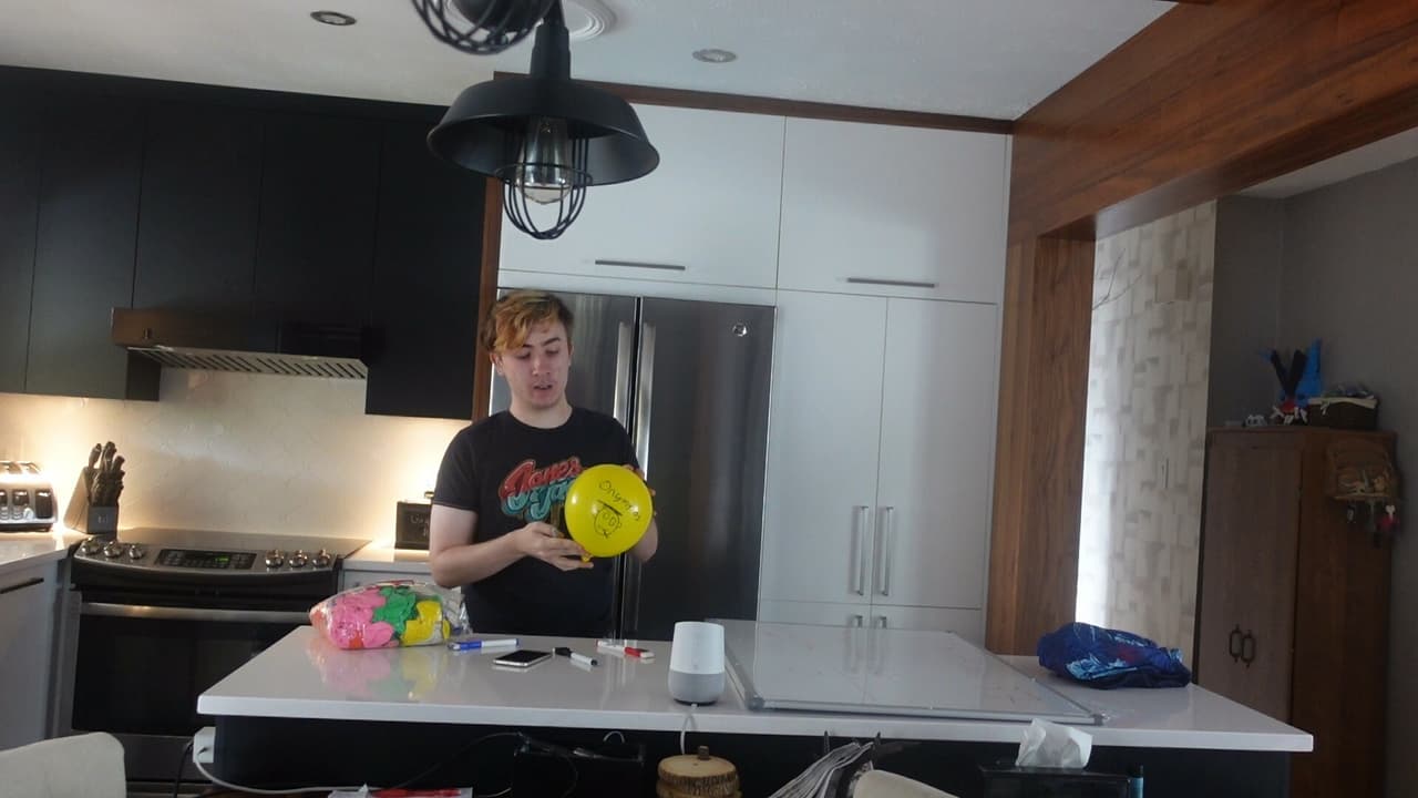Each Sale I Blow a Balloon screenshot 3