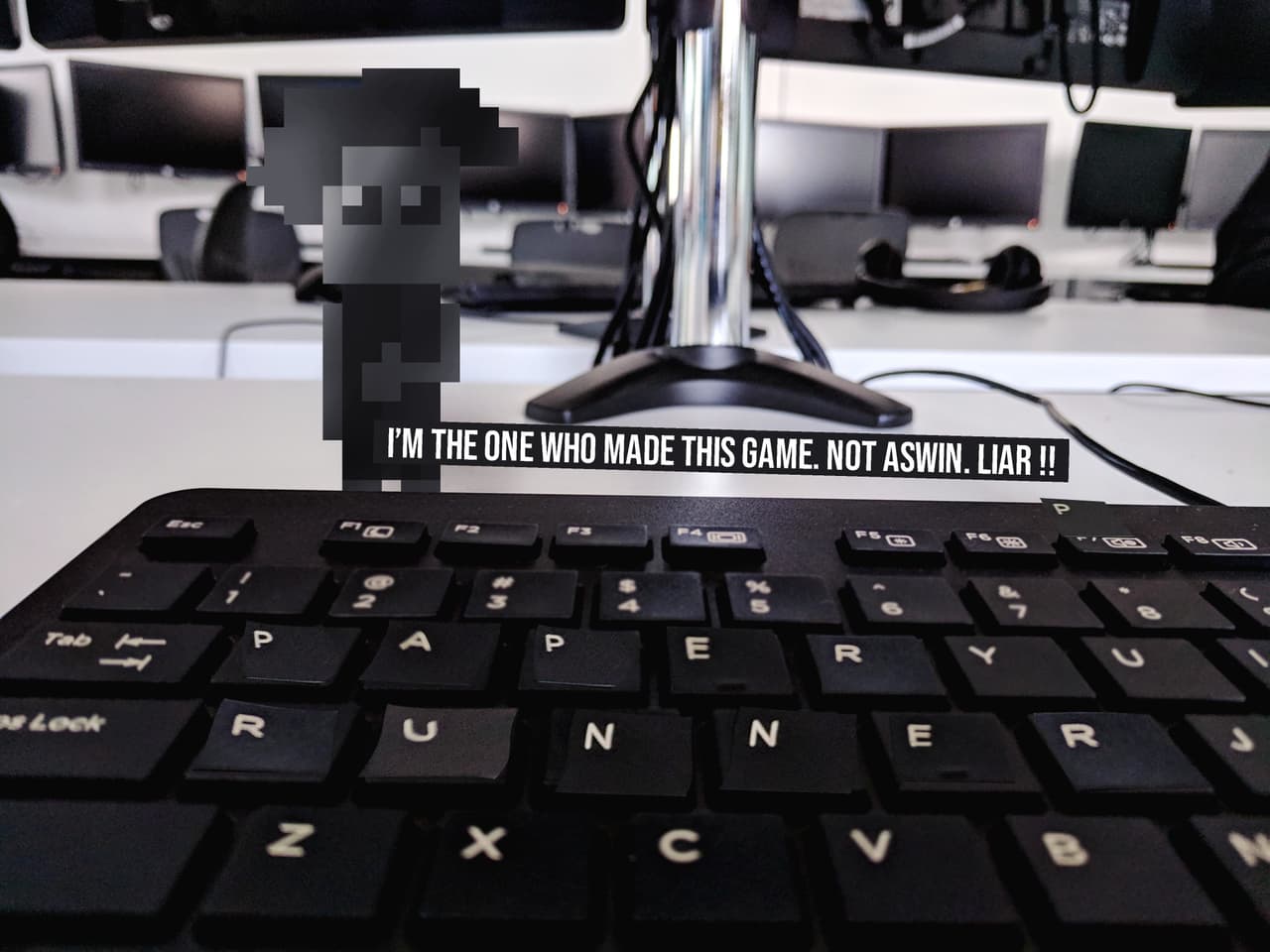 Paper Runner (aswin4550)