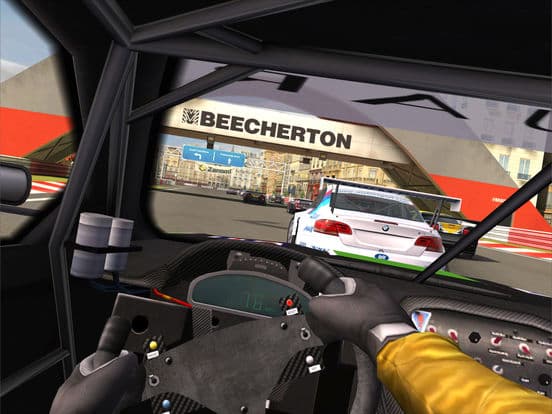 Real Racing 2 HD screenshot 4