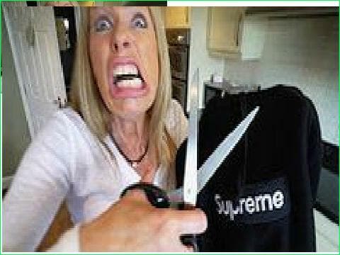 Morgz Mums MerchQuest