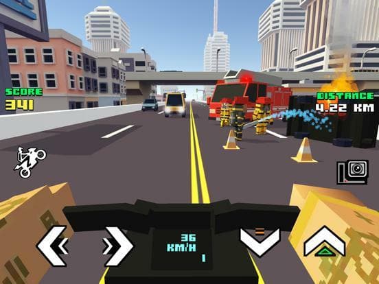 Blocky Moto Racing screenshot 5