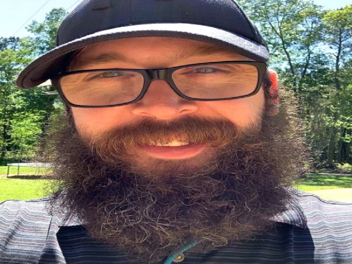 Ronnie McNutt Simulator