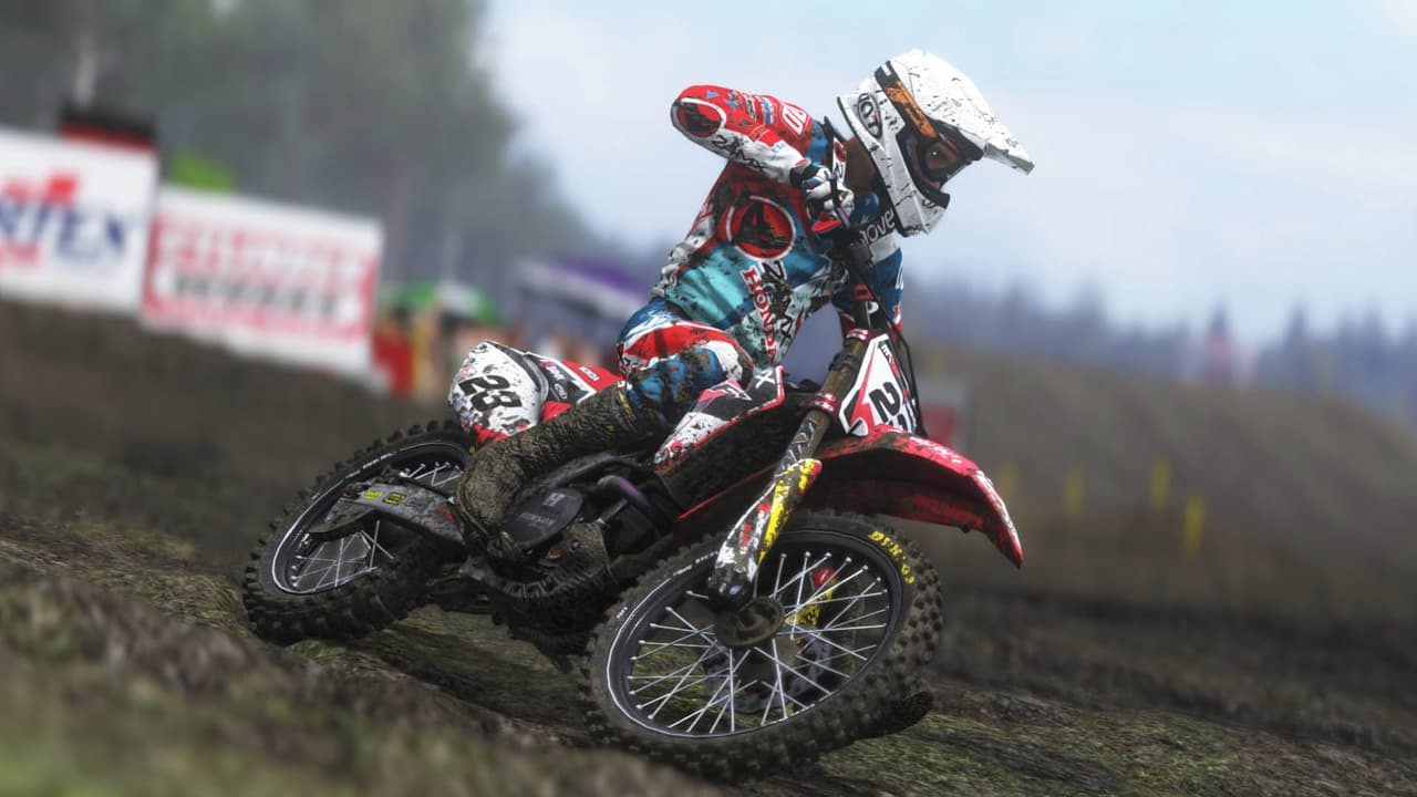 MXGP2 - The Official Motocross Videogame Compact screenshot 2