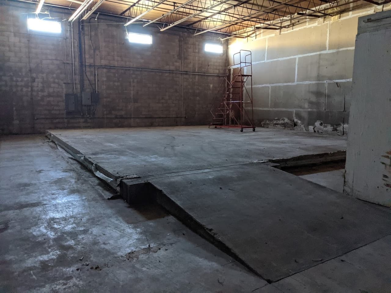 Hackerspace 4933 empty demo