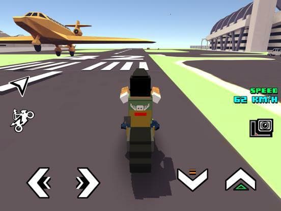 Blocky Moto Racing screenshot 4
