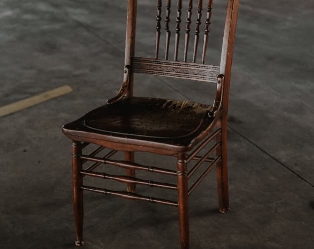 Chair (Alex Leone)