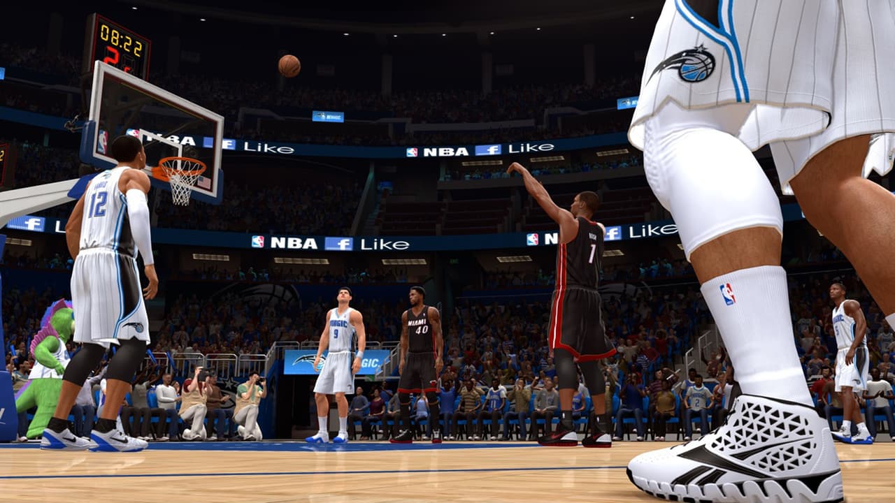 EA SPORTS NBA LIVE 14 screenshot 6