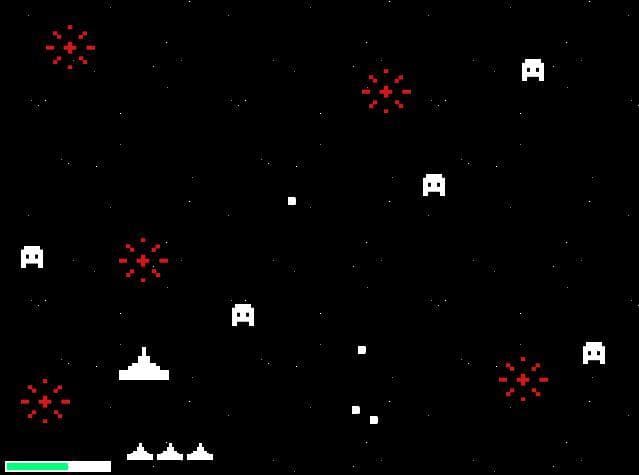 Game Maker Studio Engine: 8 Bit Space Invaders screenshot 2