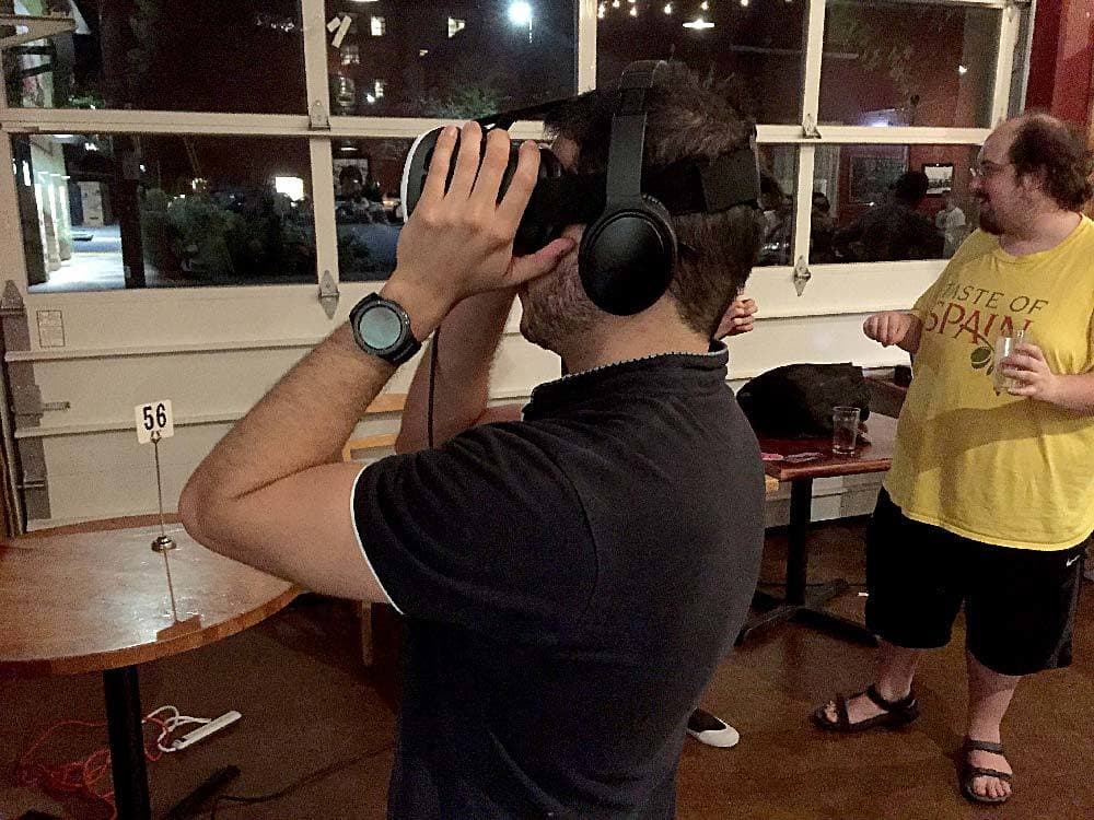 Present Hunter: VR screenshot 3