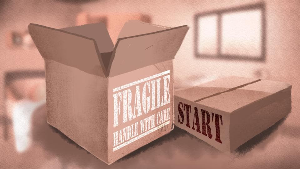 Fragile: Handle with care (Francesco Lenolli)