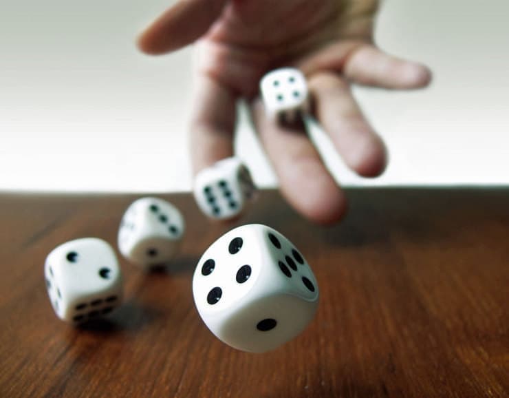 Dice Rolling Machine (PurpleRain0821)