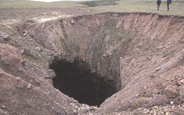A Hole To Another Place SCP-1437 screenshot 2
