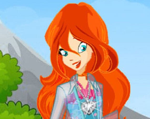 Winx Bloom Drag Dress Up Game