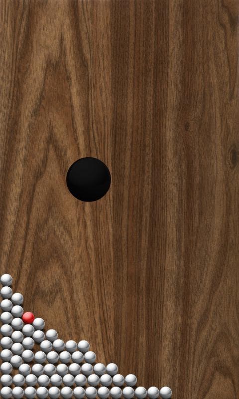Roll Balls into a hole screenshot 3