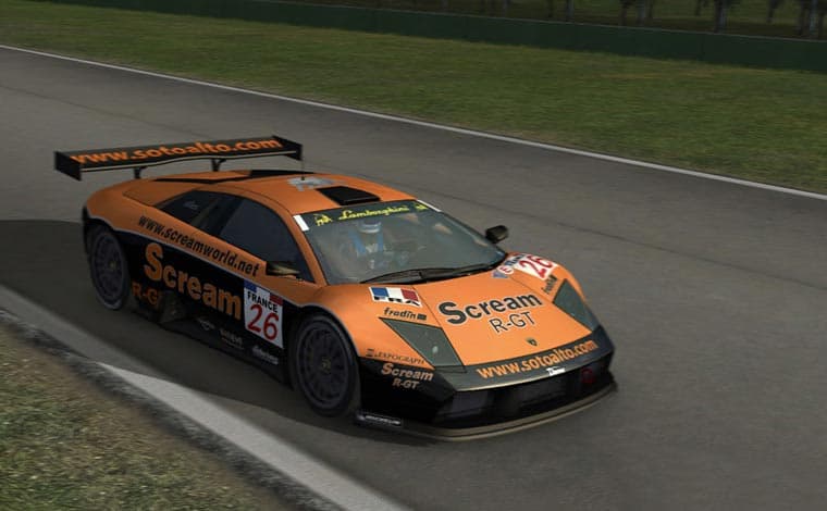 GTR 2: FIA GT Racing Game screenshot 4