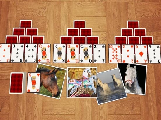 TriPeaks Horses screenshot 2
