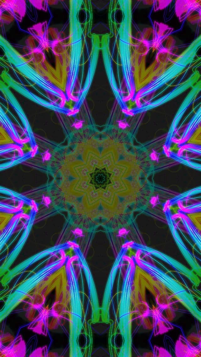 Spawn Symmetry Kaleidoscope light show (FREE) screenshot 3