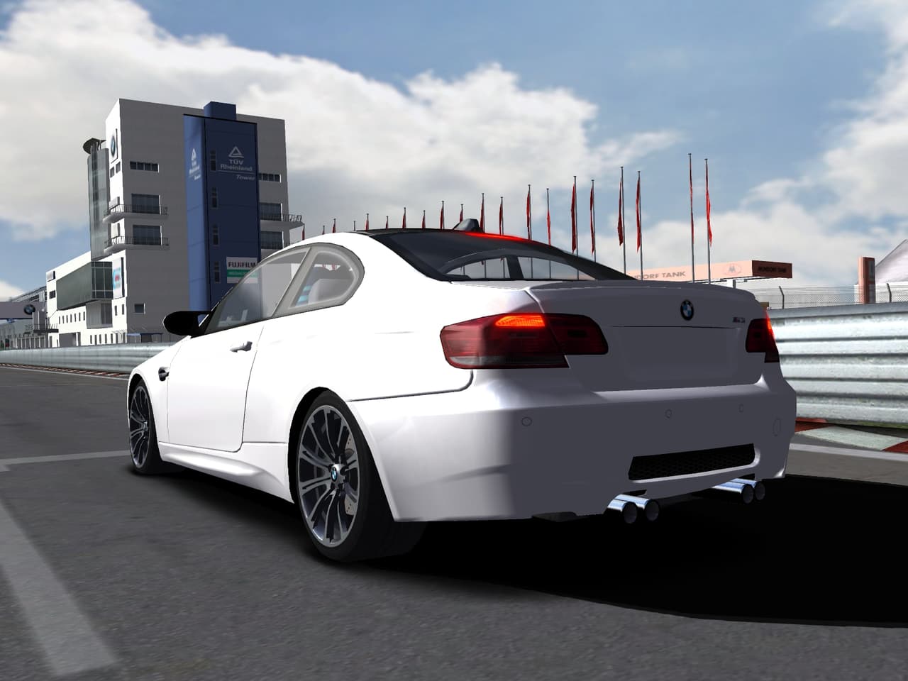 BMW M3 Challenge screenshot 6