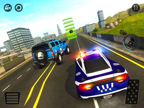 Police Car Chase Prado - Prisoner Escape Plan 2017 screenshot 3