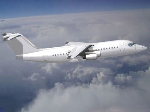 Flying Experience (Passenger Airliner BAE146) - Learn and Become Airplane Pilot