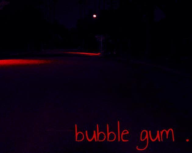 bubble gum (woodswoodswoods)