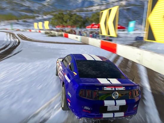 Road Limits: Race Madness screenshot 2