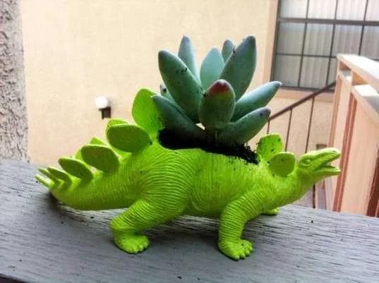 [Group01]Plant-a-Saurus!