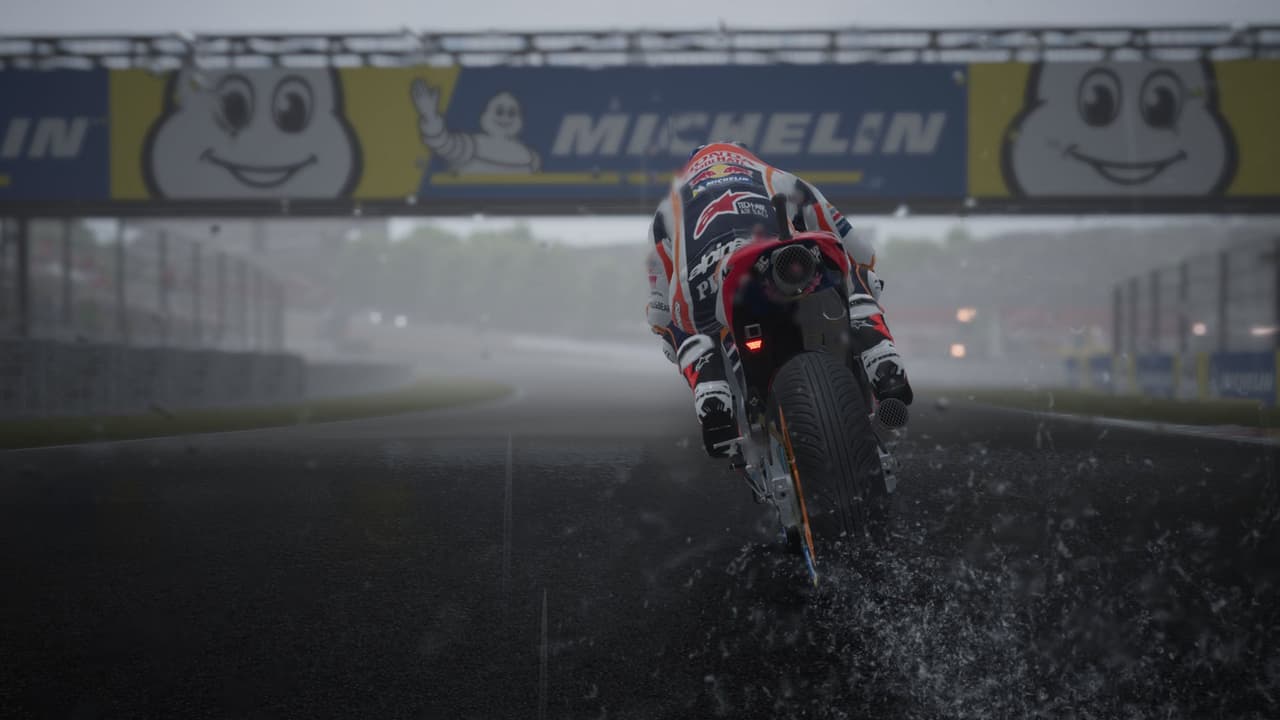 MotoGP 18 screenshot 2