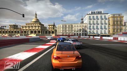 Real Racing 2 screenshot 3