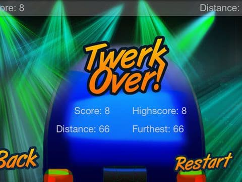 Twerk It Miley! ~ Free Celeb Super Running Game + Fun Skating Challenge screenshot 4