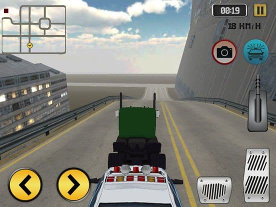 Highway Police Truck Driving screenshot 3
