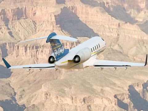 Flight Simulator (Bombardier CRJ 900 Edition) - Become Airplane Pilot screenshot 3