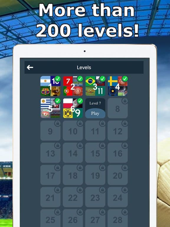 4 Pics 1 Footballer